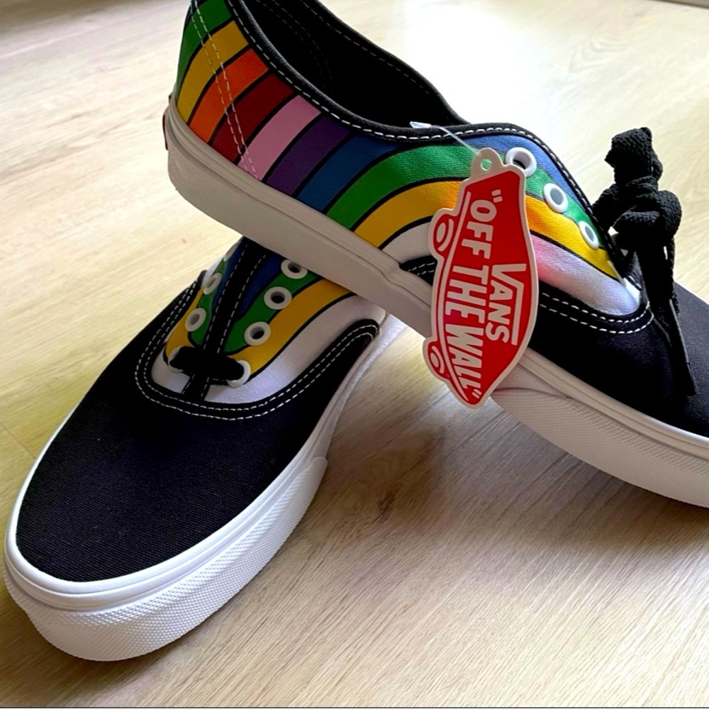 NEW Vans Pride shoes